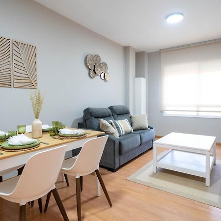 Apartamentos Go Covaresa -Parking Gratuito Valladolid Exteriér fotografie